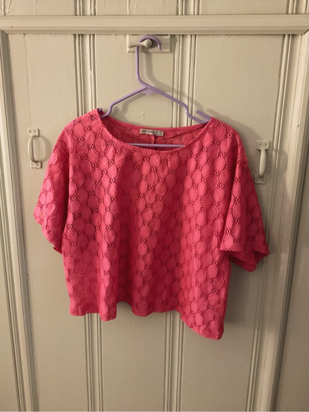 Atmosphere UK 2010’s Hot Pink Lace Boxy Crop Top Plus Size